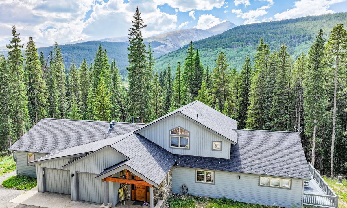 Blue River House | Spacious and Peaceful 5 Mins to Ski Area/Main St