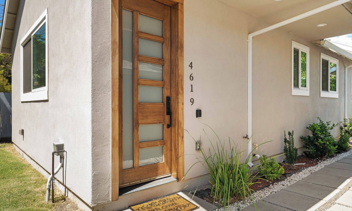 Southeastern Sacramento Cottage | Spacious and private 1-bedroom guesthouse, located near UC Davis Health