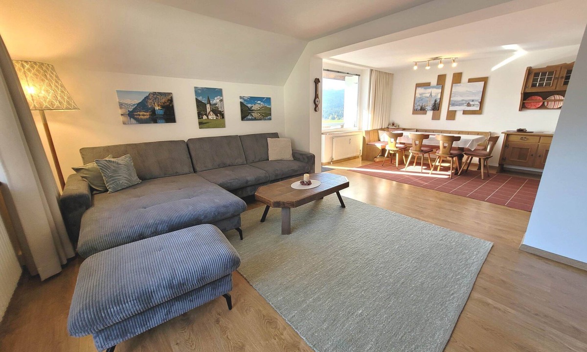 Bad Mitterndorf Apartment | Spacious apartment with exceptional mountain and valley views in Bad Mitterndorf