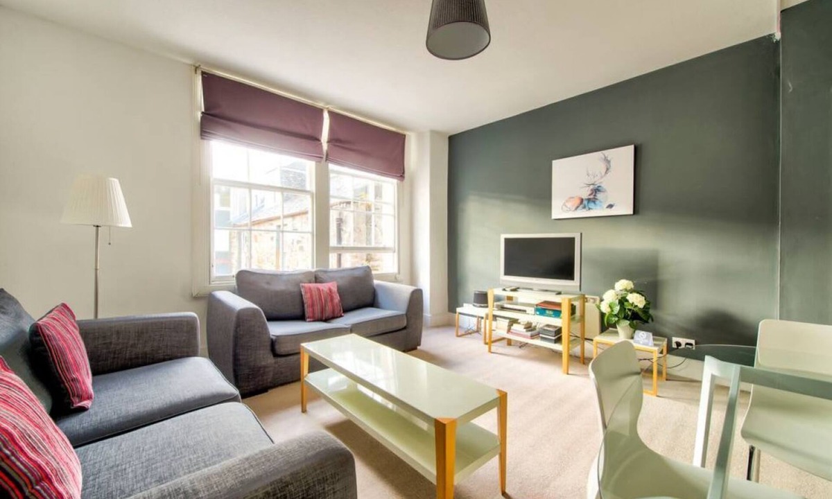 New Town Apartment | Spacious Apartment in Edinburgh's City Centre