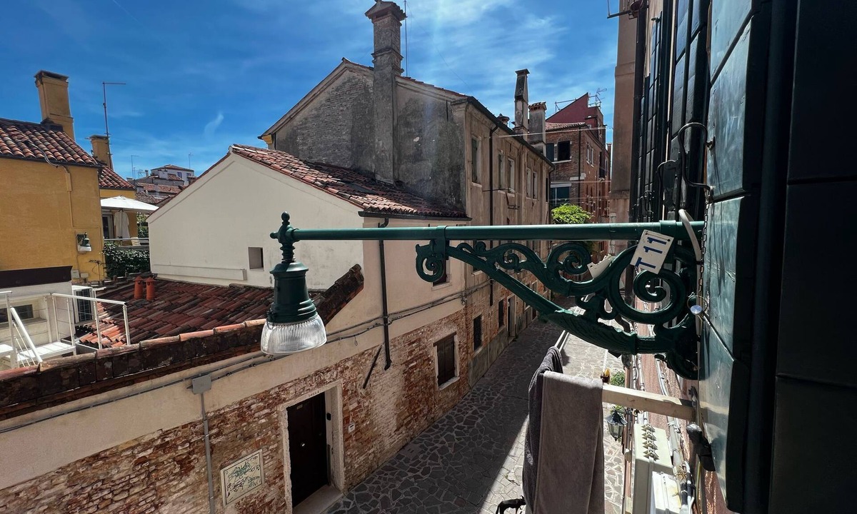 Dorsoduro Apartment | Spacious apartment near the Gallerie dell'Accademia in the heart of Venice