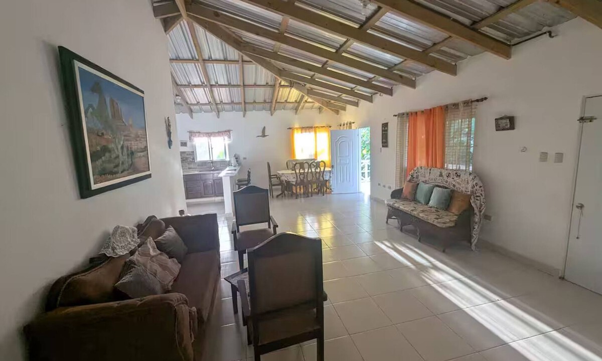 Veragua Apartment | Spacious apt in central area, 10 mins from Cabarete!