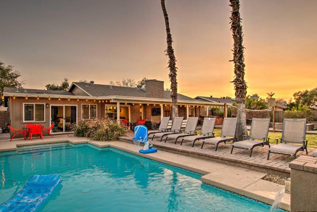 Paradise Valley Village House | Spacious Arizona Escape with Putting Green and Hot Tub