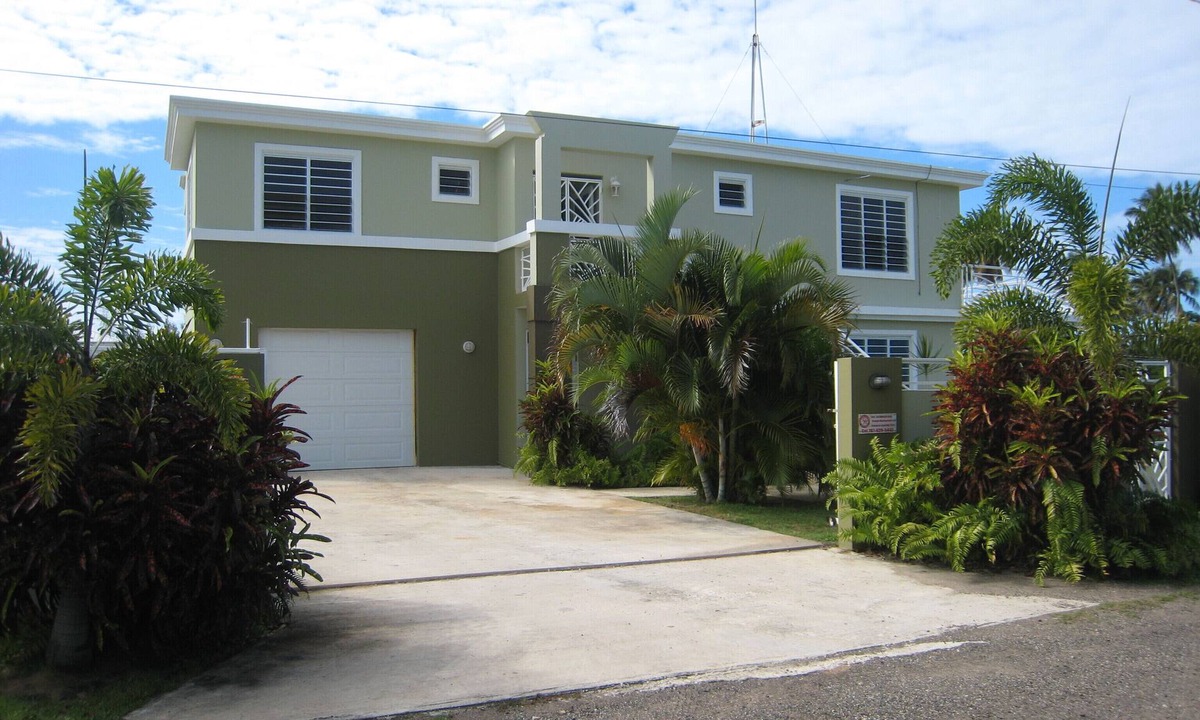 Arenales Bajos Apartment | Spacious, attractively decorated 2 BR 1bath gated Apt, 4 Mins to Jobos Beach