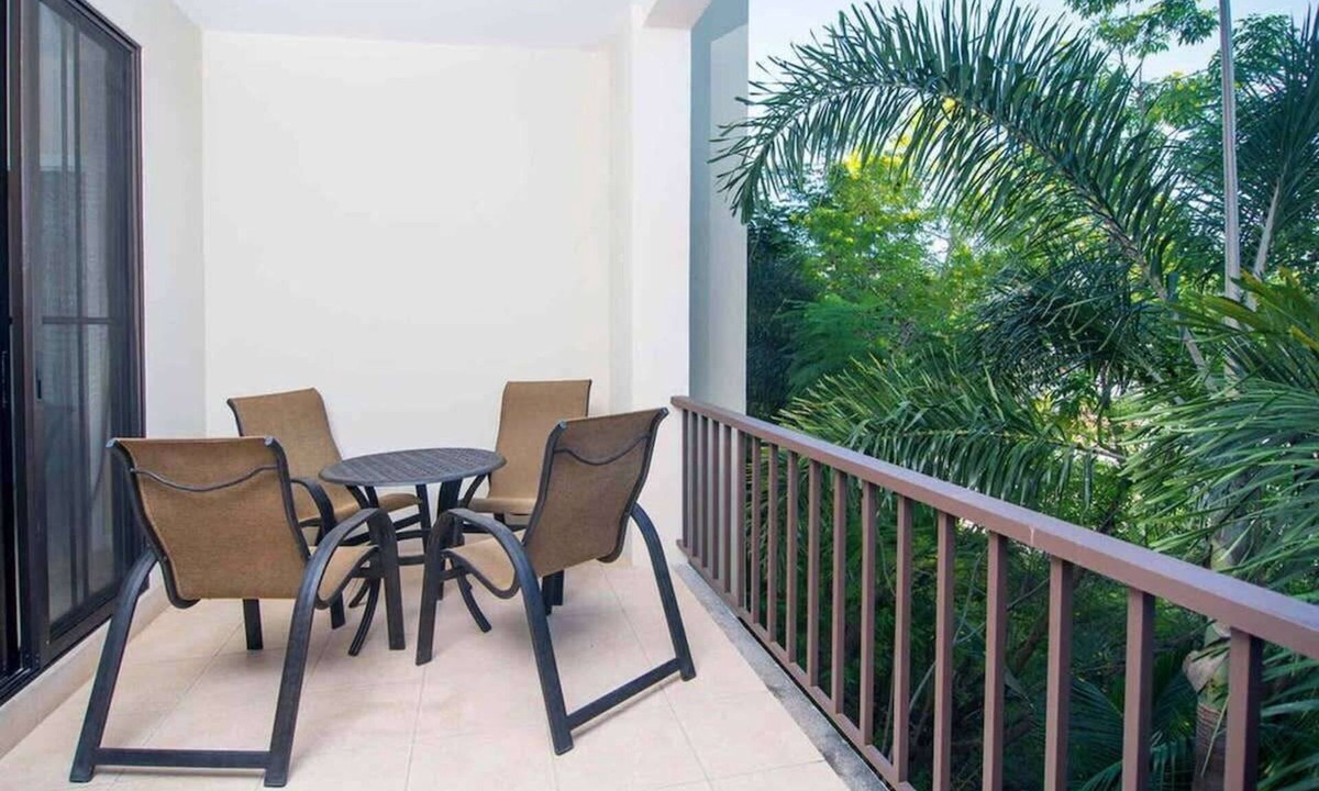 Coco Condo | Spacious Beach-Inspired Condo w/Resort-Style Amenities & Beach Club Access