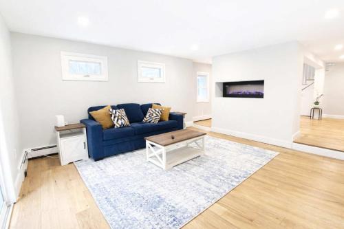 Long Branch House | Spacious Beach House for 12 - 10-Min Walk to Beach - Family-Friendly Coastal Retreat