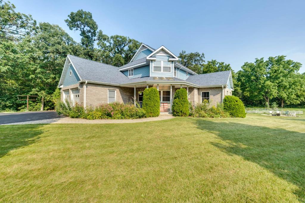 Beloit House | Spacious Beloit Retreat: Close to Parks & Trails!