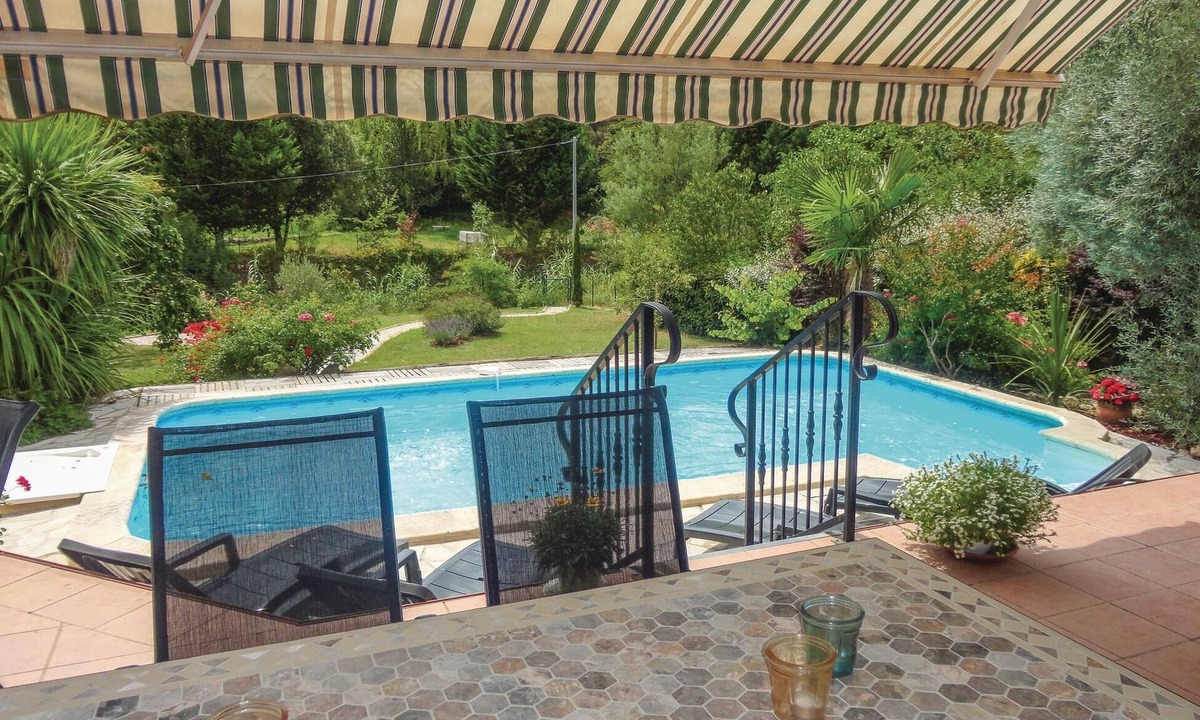 Lamalou-les-Bains House | Spacious, bright villa with pool in Lamalou-les-Bains.