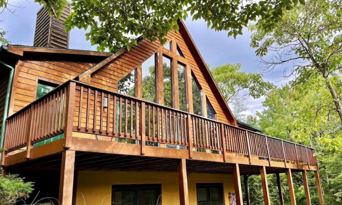 Berkeley Springs House | Spacious Cabin Right Next to Cacapon State Park