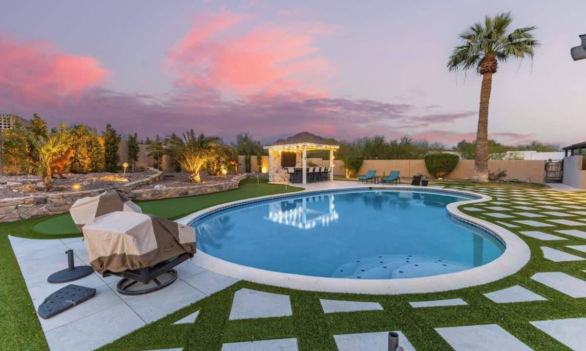 Paradise Highlands Estates House | Spacious Camelback View Home with Pool & Firepit