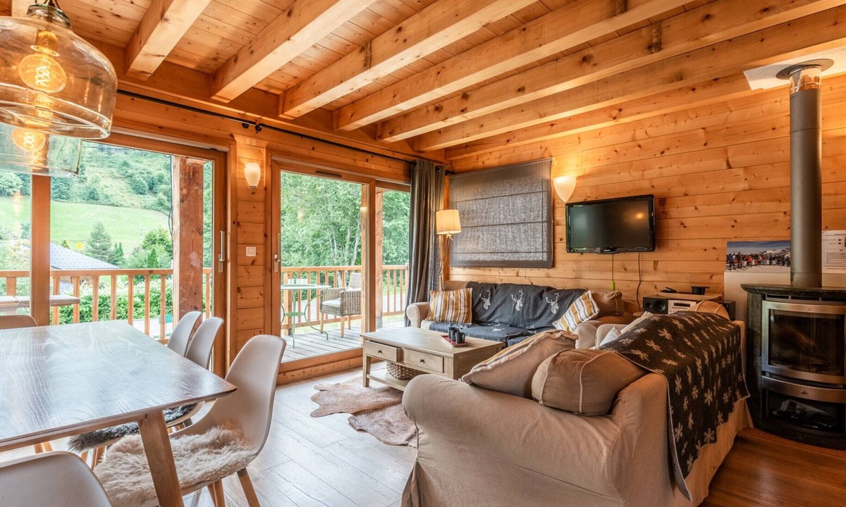 Les Gets Ski Chalet | Spacious chalet with sauna and WiFi in Les Gets