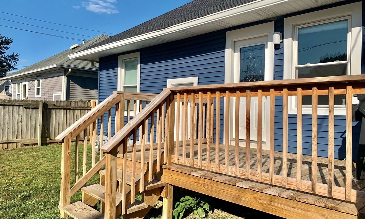 Kokomo House | Spacious, Clean & Sleek 2 bedrooms/2 baths house