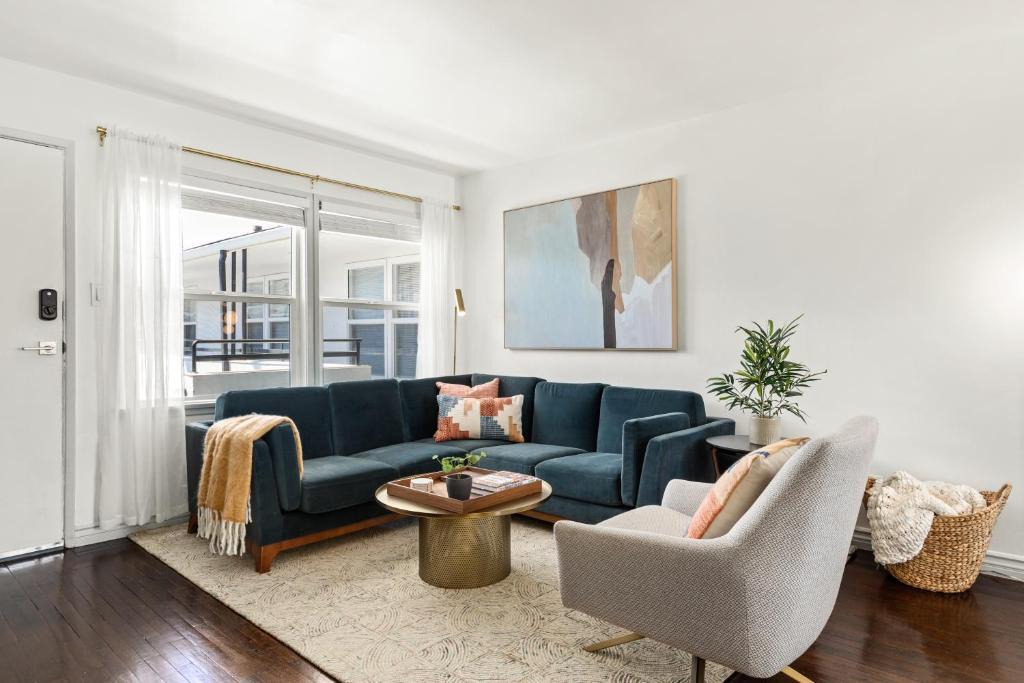 Alamitos Beach Apartment | Spacious Coastal Apartment in a Colorful Community - NRP22-00590
