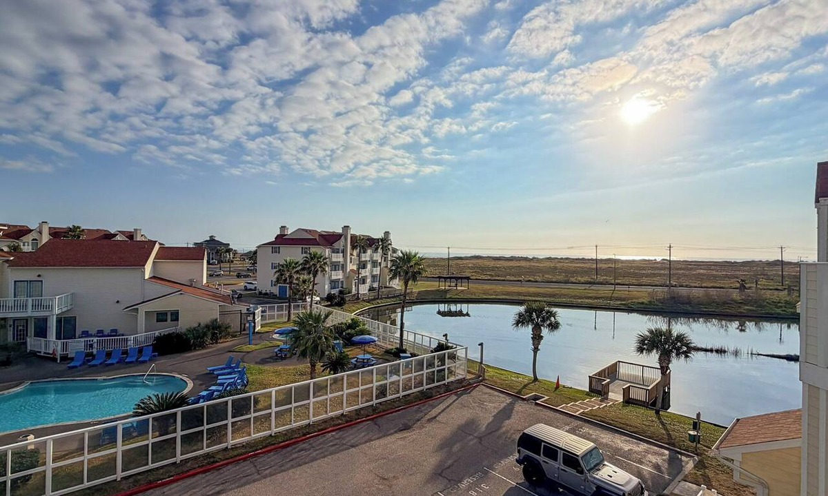 Corpus Christi Condo | Spacious Coastal Escape with Stunning Water Views From Balcony