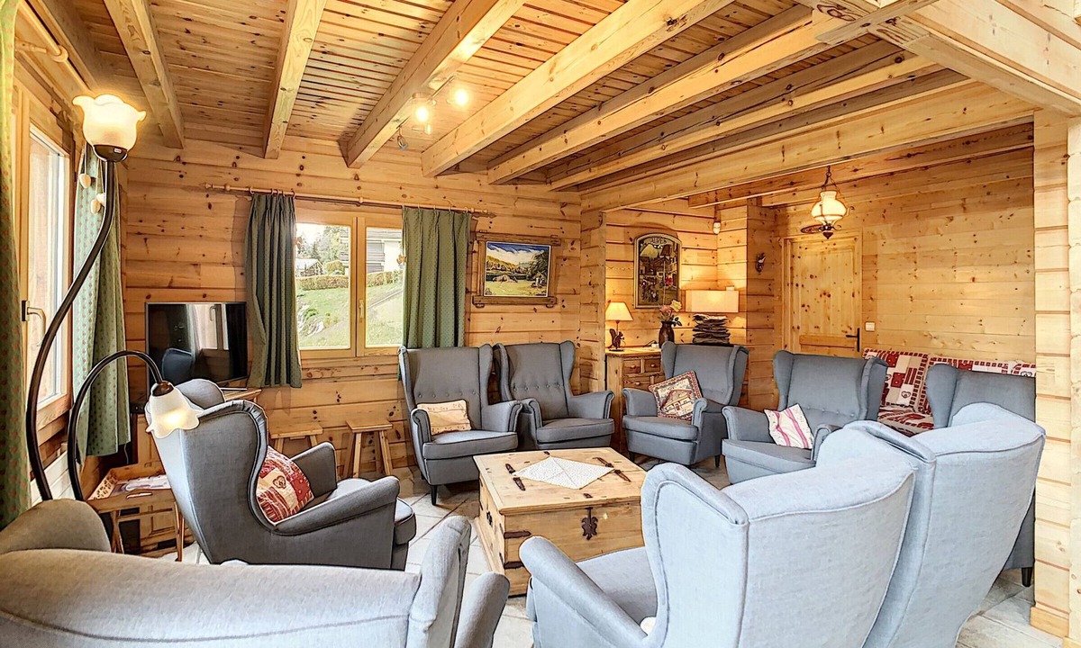 Demi-Quartier Ski Chalet | Spacious comfortable chalet in Demi-Quartier, sleeps 13