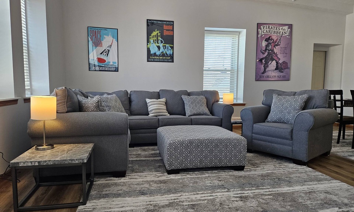Sandusky Condo | Spacious condo just minutes to the sports complex, ferry launch & Cedar Point!