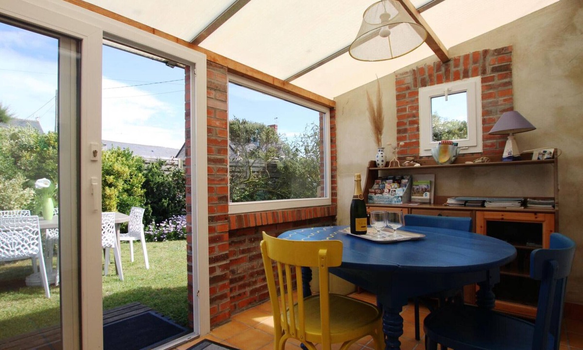Saint-Marcouf Cottage | Spacious cottage with terrace and garden, 10 km from D-Day beach