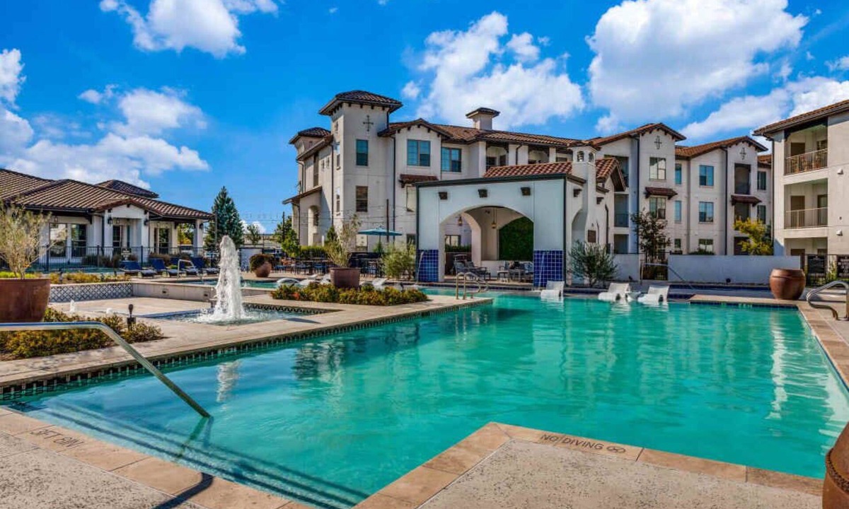 Wells Branch Apartment | Spacious CozySuites on I-35 w/pool and parking #02