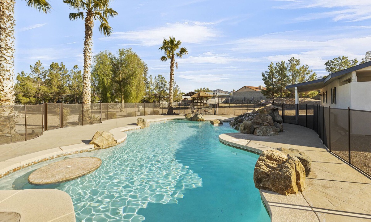 Mission Hills House | Spacious Desert Getaway! 5BR incl/Casita, Yard/Patio, EV, Pool, Games, Horse
