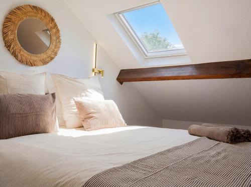 Chatillon Apartment | Spacious Designer Duplex 9 Guests Fully Renovated