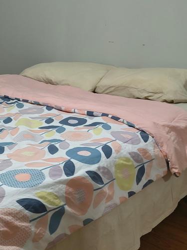 Mississauga House | Spacious double Room keyless check-in