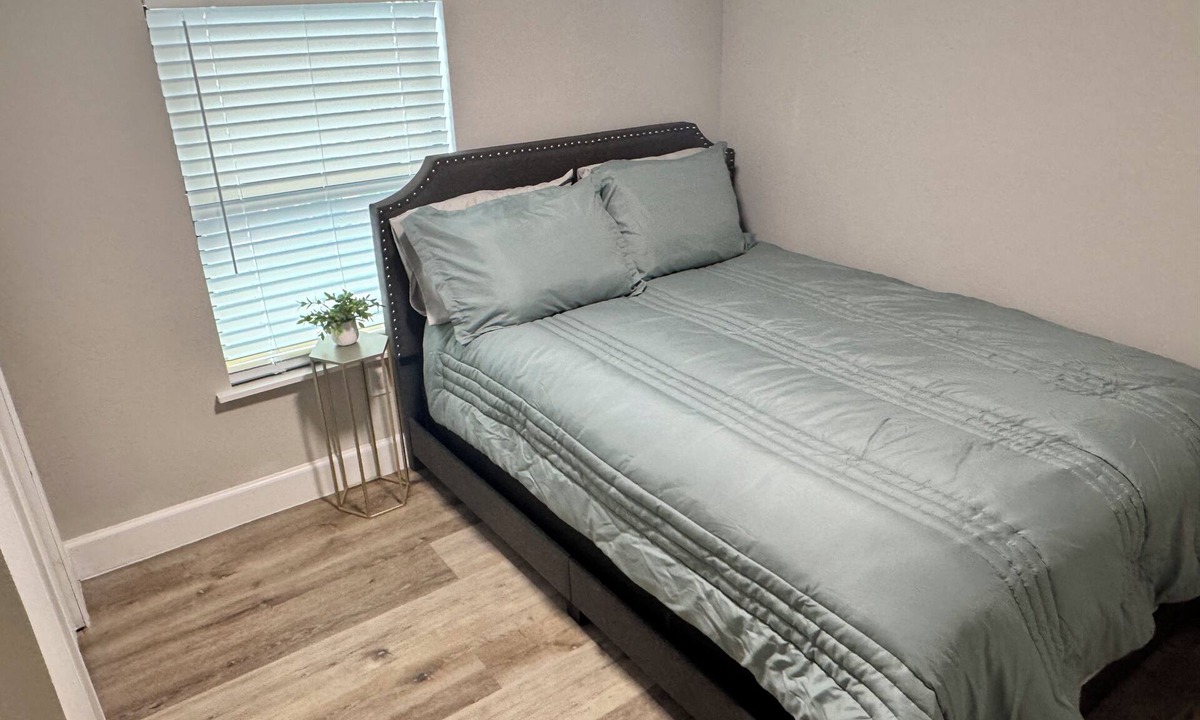 South Central Houston House | Spacious Duplex Retreat in the Heart of the City – Perfect for Families/Groups!