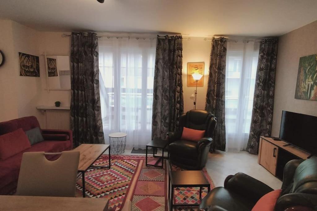 Troyes Apartment | Spacious flat close to the railway station