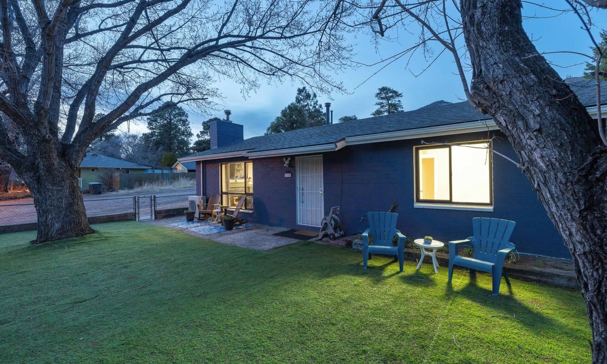 Flagstaff House | Spacious Forest Retreat w/A/C near Mountain Park