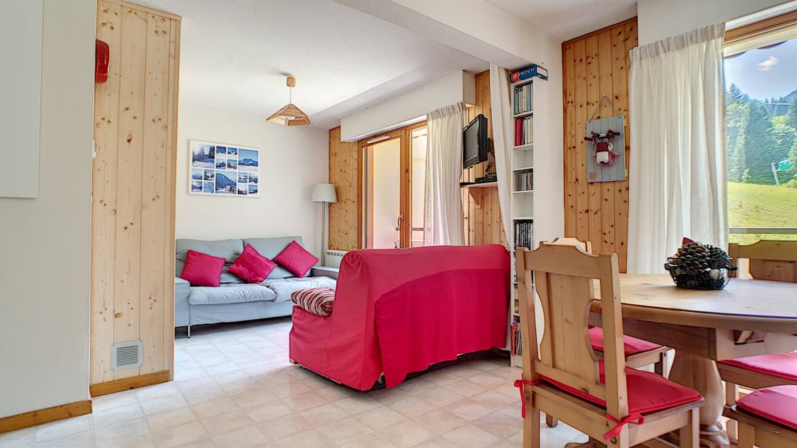 Saint-Jean-dʼAulps Apartment | SPACIOUS APARTMENT 3- SAINT JEAN D'AULPS SKI RESORT - 5/6 PEOPLE - CERF 36