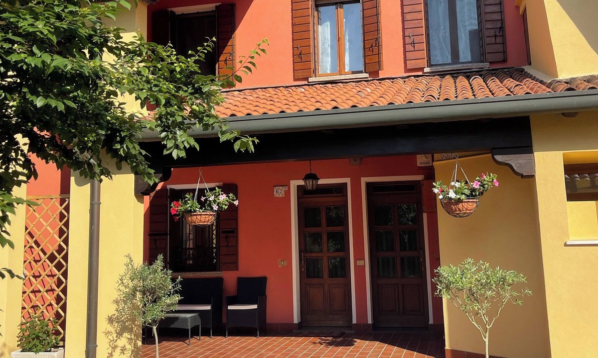 Zelarino House | Spacious House in Venezia with Free Parking