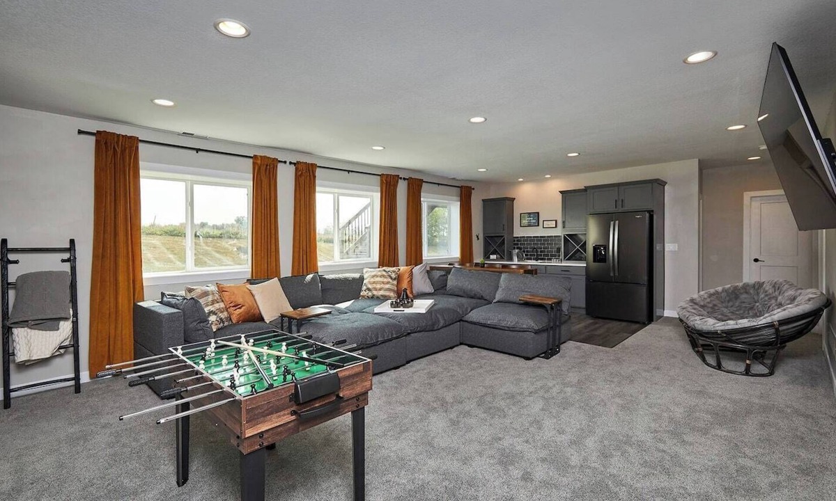 Granger House | Spacious home for 12 with large family room, deck, and peaceful views