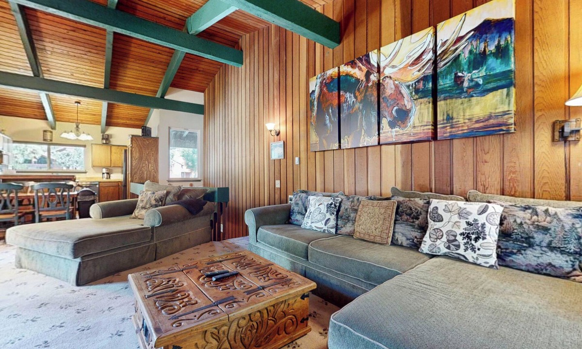 Mammoth Lakes Condo | Spacious Home near The Village, Pool, Hot Tub & Game Room On-site