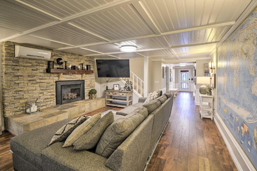 Sequim House | Spacious Home w/Yard, 20 Miles to Olympic NP