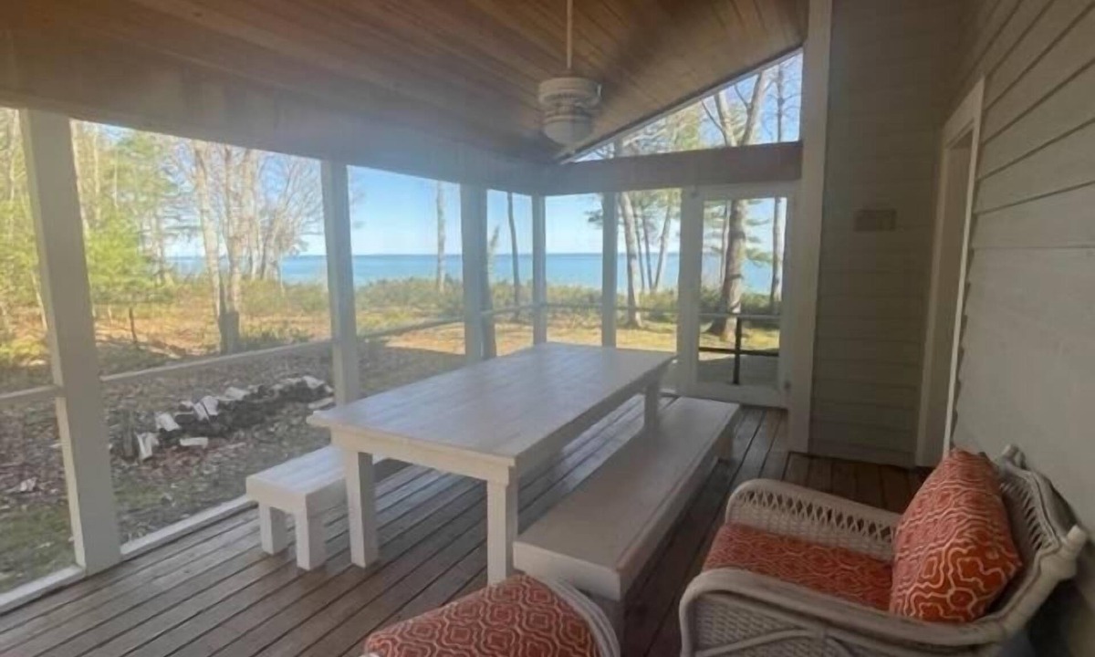 Beaver Island House | Spacious home with Lake Michigan views and beach. With Optional 2-bedroom suite.