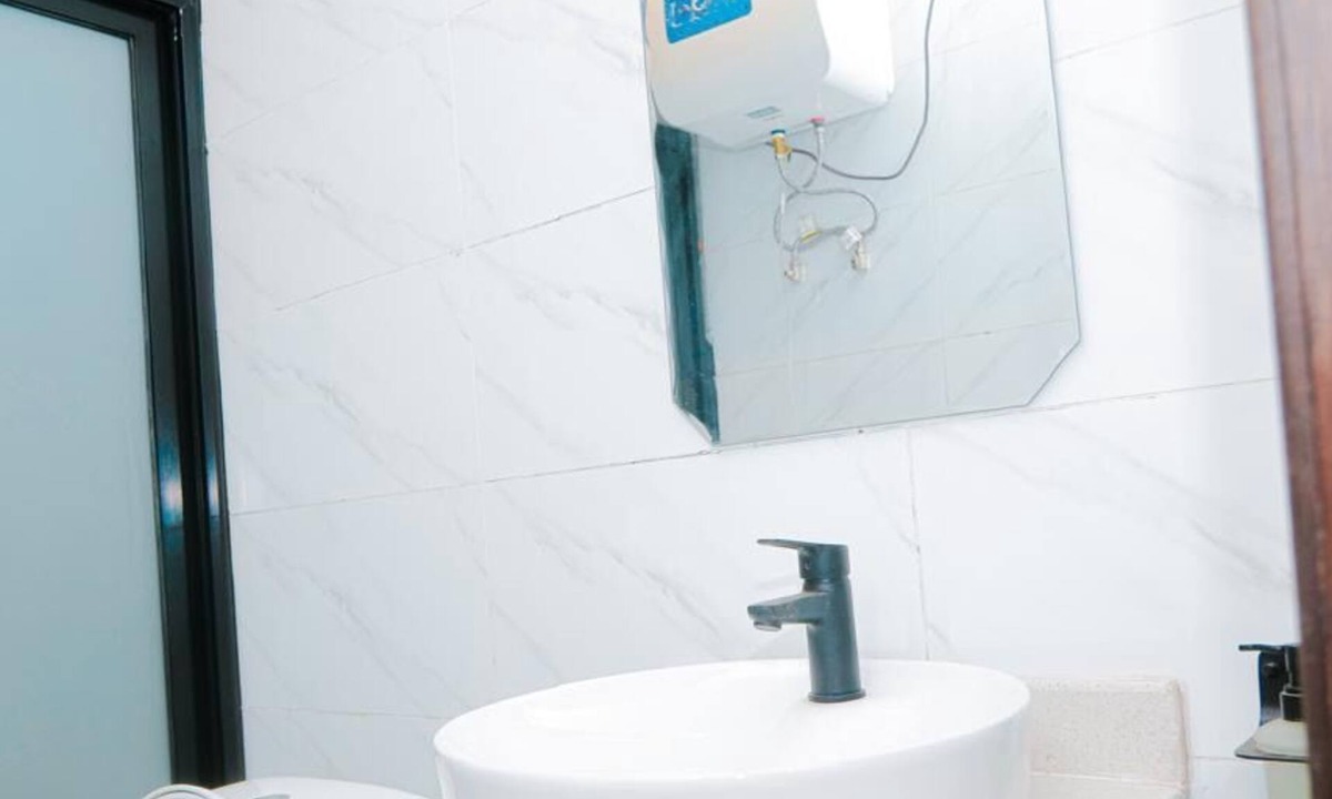 Ngiri-Ngiri Apartment | Spacious hotel suites with AC, WiFi in enchanting Kinshasa