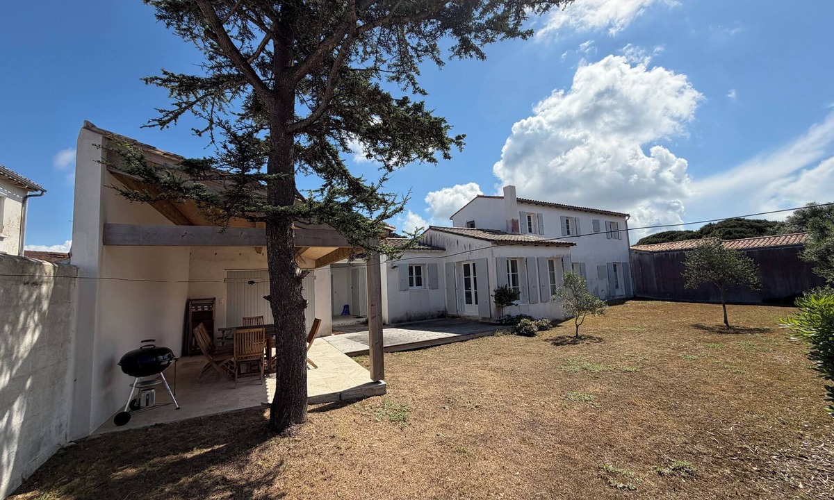 La Couarde-sur-Mer House | Spacious house close to the beach with terrace