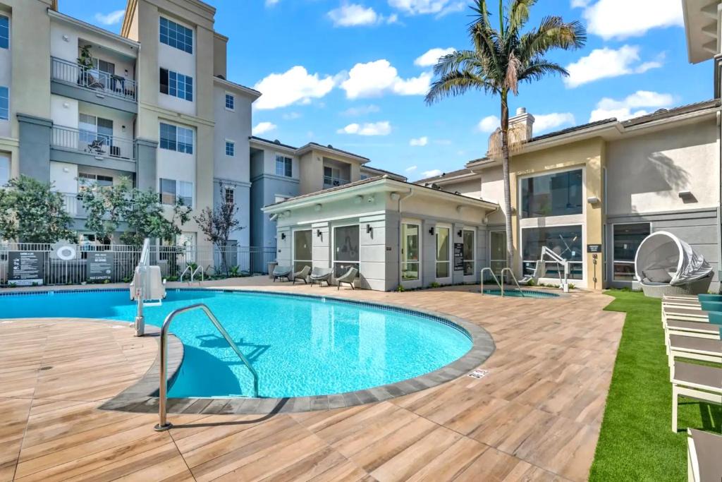 Marina del Rey Apartment | Spacious Loft 3B 2B Penthouse in Marina Del Rey