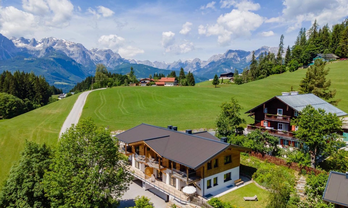 Werfenweng Apartment | Spacious & luxurious apartment with sauna near ski lift