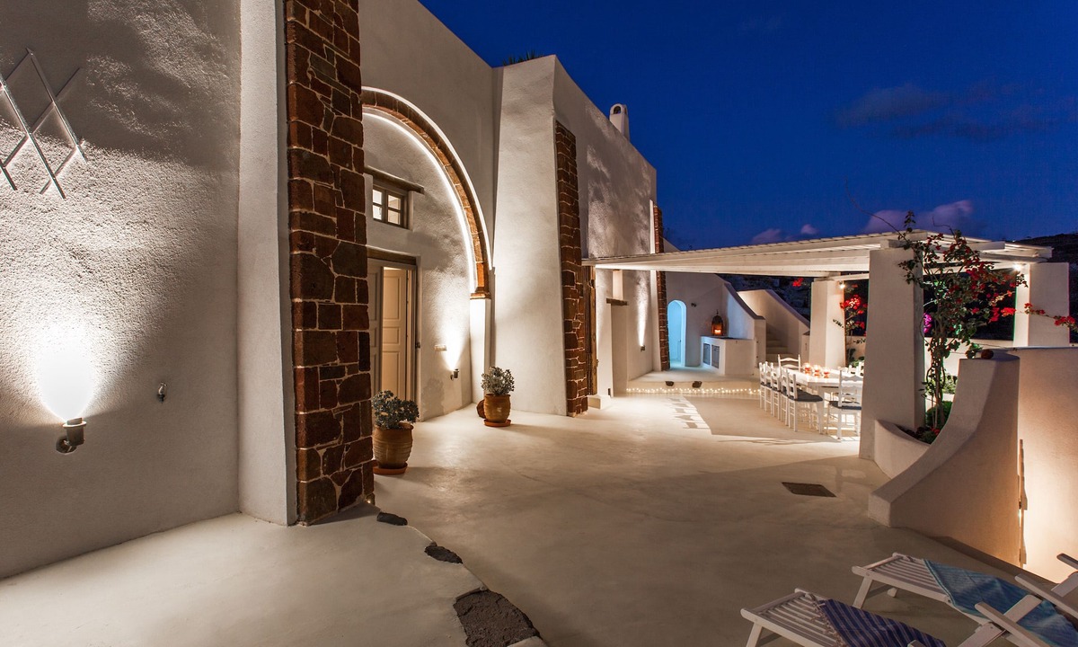 Megalochori Villa | Spacious Luxury Private Villa - Heated Pool - Ocean Views