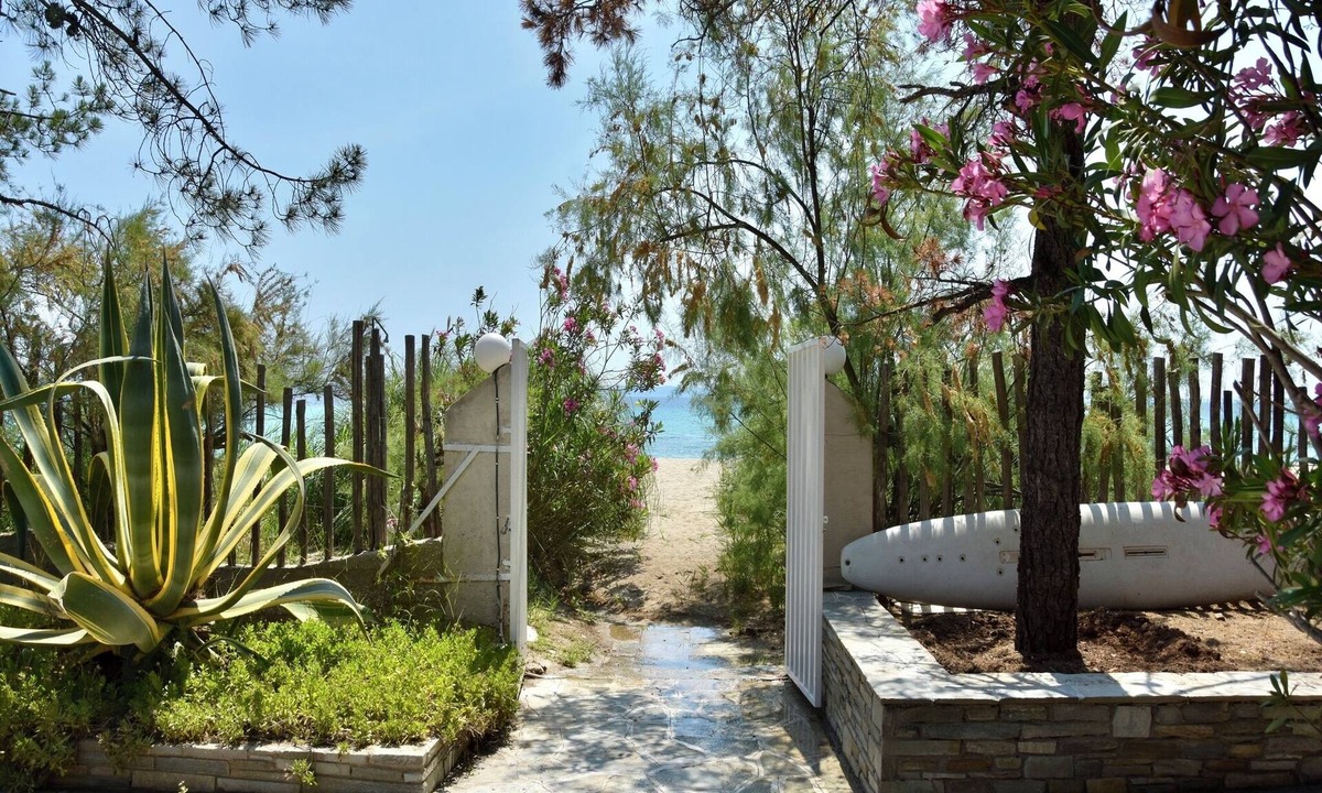 Elia House | Spacious Maisonette on the "eu Blue Beach" of Kalogria in Sithonia in Greece