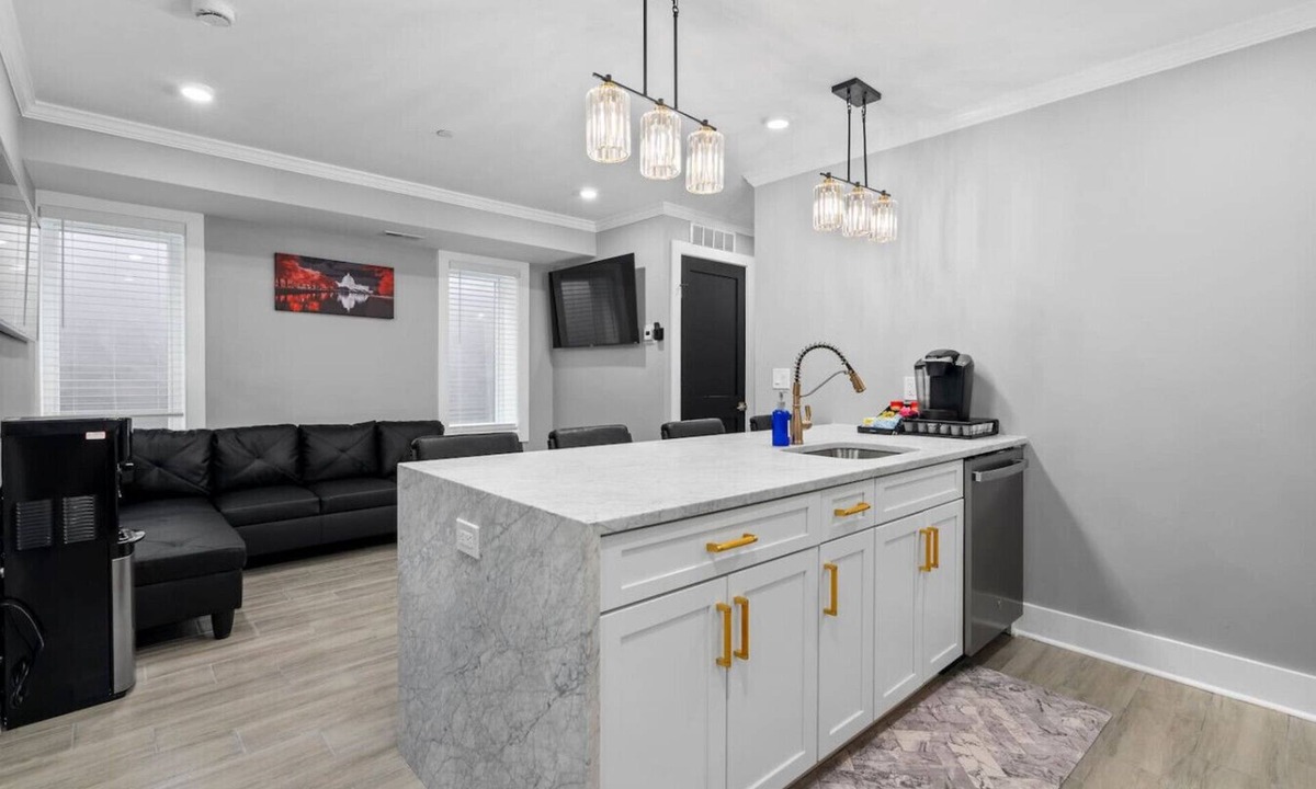 Trinidad Hotel | Spacious &Modern 3BRCondo Near FloridaAve Hotspots