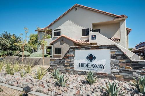 North Scottsdale Apartment | Spacious Modern Apartments at Hideaway North Scottsdale close to Kierland Commons