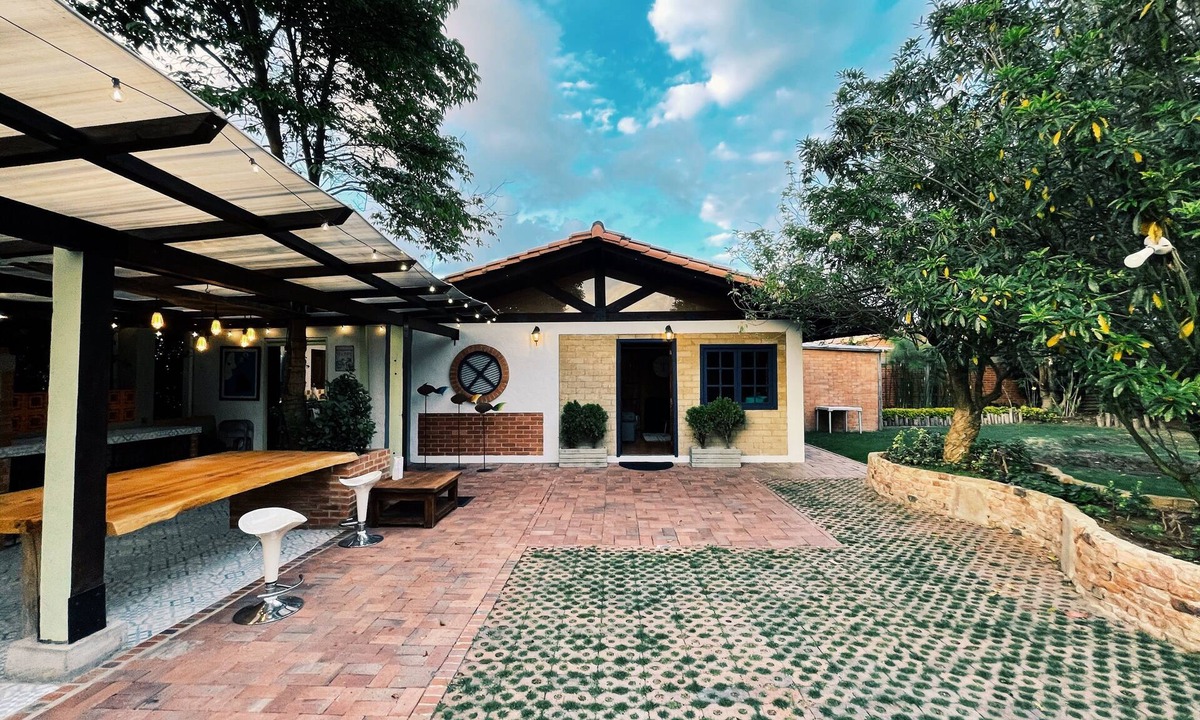 Chia House | Spacious modern cabin Chía - Barbecues/Dinners/Wifi