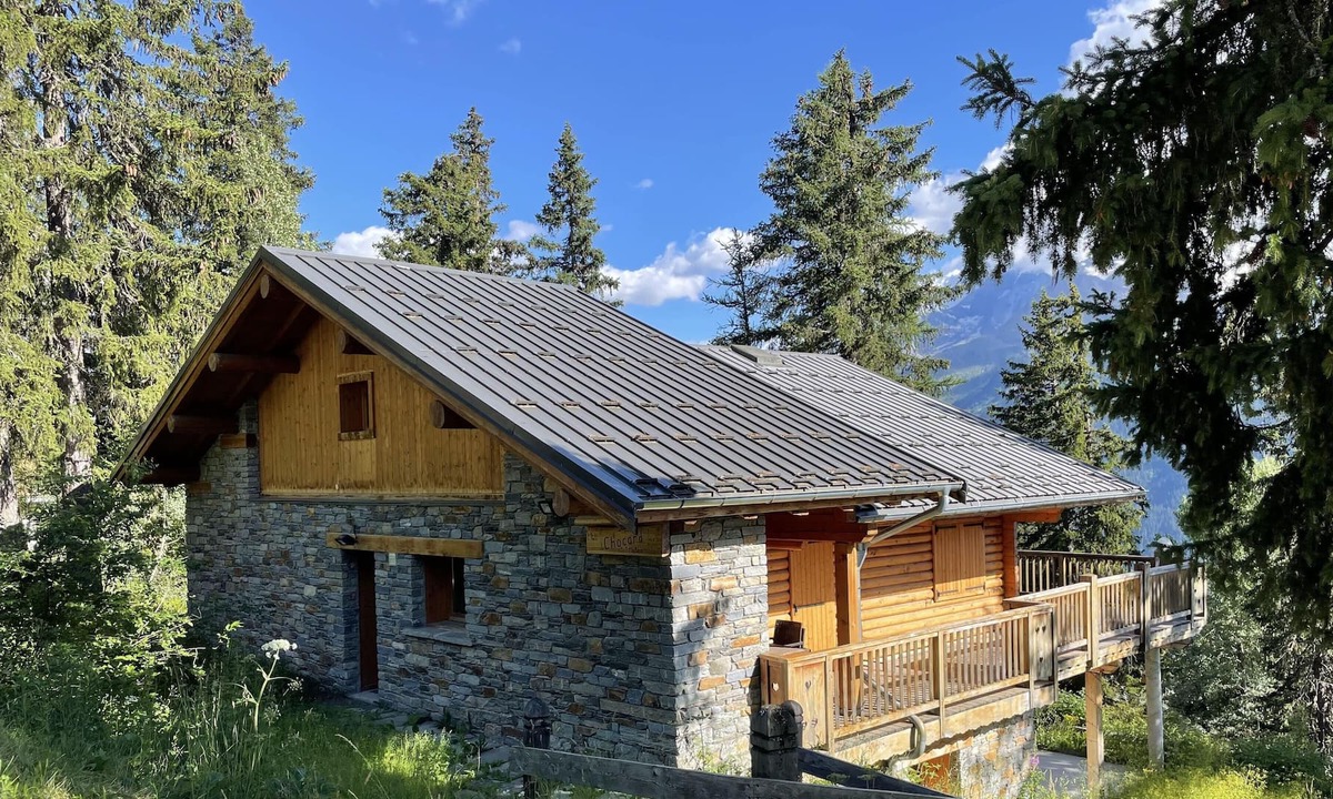 La Rosiere Ski Chalet | Spacious, modern, stylish chalet in peaceful area