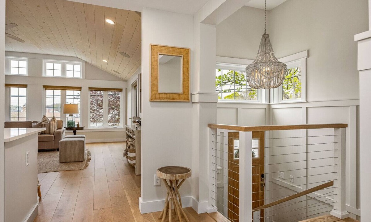 Boothbay Harbor Cottage | Spacious Modern Cottage Close to Town