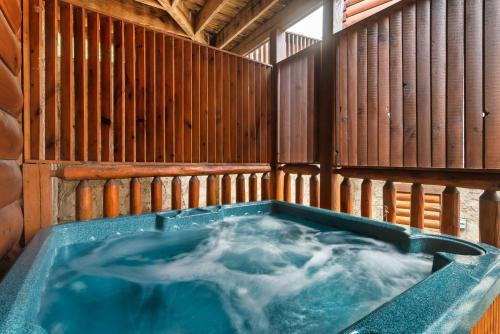 Sevierville House | Spacious Mountain Cabin Perfect for Relaxing