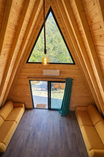 Arakapas Other | Spacious Mountain Retreat with BBQ Facilities