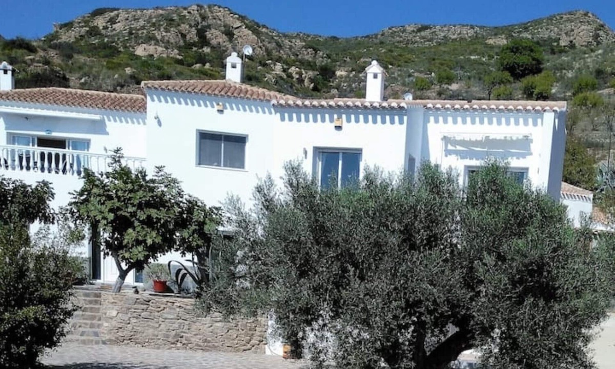 Bedar Villa | Spacious Mountain Villa with beautiful private pool in a rural mountain location
