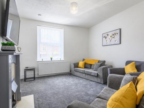 Morley House | Spacious Oasis - Perfect for Large FamiliesGroups - Pass the Keys