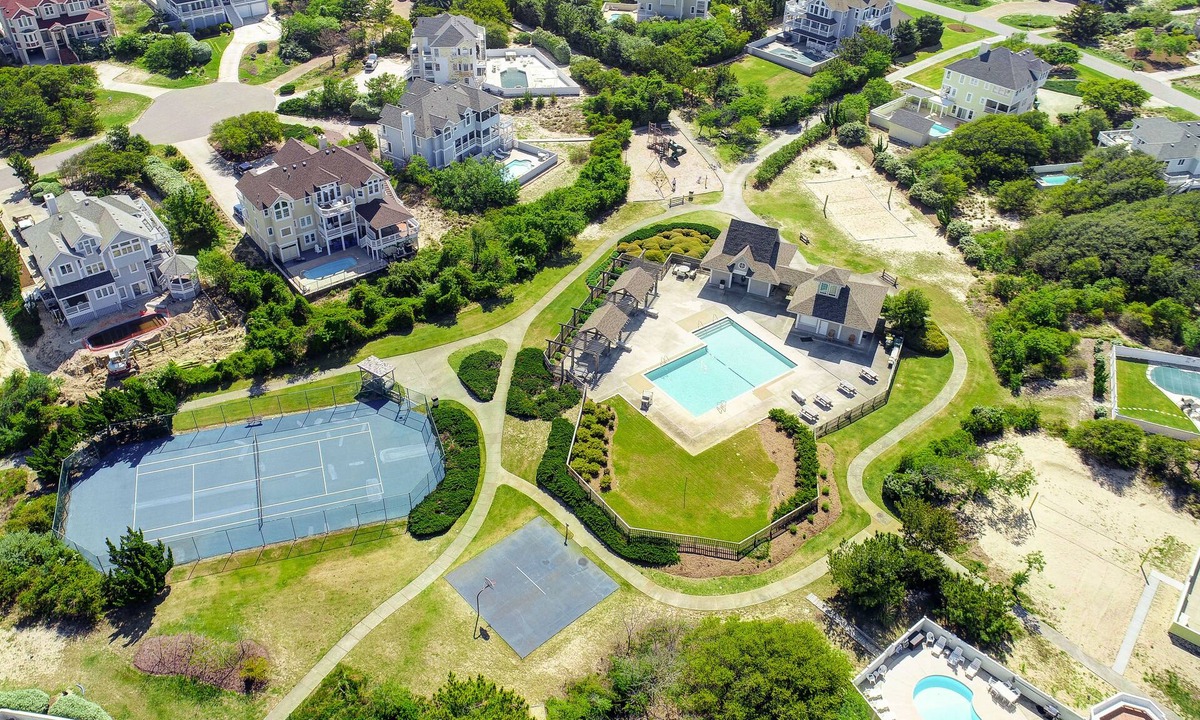 Pine Island House | Spacious oceanside home in a great location w/private pool, hot tub, & rec room
